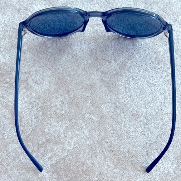 NWOT Ray-Ban Retro 60s Round Frames Translucent Blue Sunglasses main image 6